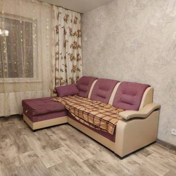 Сдается 1-комнатная квартира, 42 м²