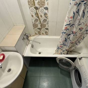 Сдается Многокомнатная квартира, 90 м²