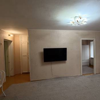 Сдается Многокомнатная квартира, 58 м²