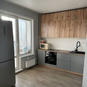 Сдается 1-комнатная квартира, 38 м²