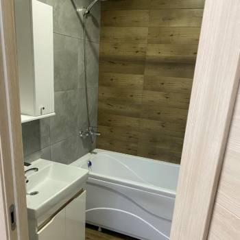 Сдается 2-х комнатная квартира, 49 м²