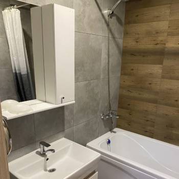 Сдается 2-х комнатная квартира, 49 м²