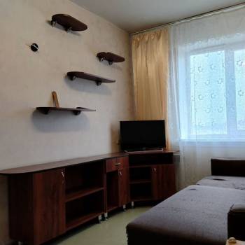 Сдается 1-комнатная квартира, 46 м²