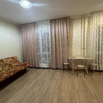 Сдается 1-комнатная квартира, 32,6 м²