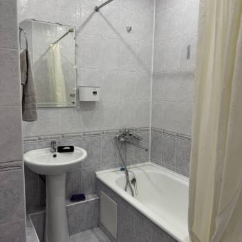 Сдается 1-комнатная квартира, 41 м²