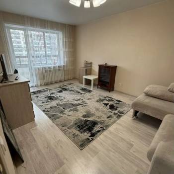 Сдается 1-комнатная квартира, 37 м²