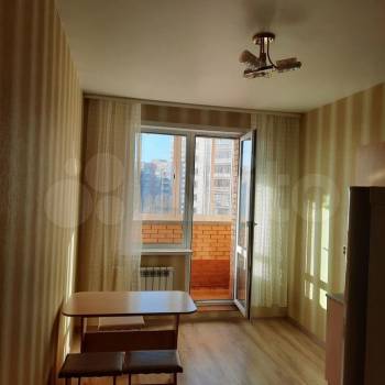 Сдается 1-комнатная квартира, 46 м²