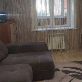 Сдается 1-комнатная квартира, 35 м²