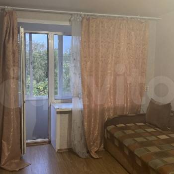 Сдается 1-комнатная квартира, 32,7 м²