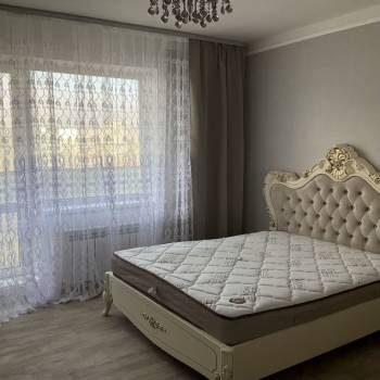 Сдается 1-комнатная квартира, 43 м²