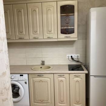 Сдается 1-комнатная квартира, 43 м²