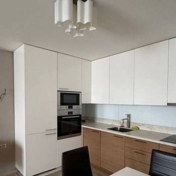 Сдается 1-комнатная квартира, 48 м²