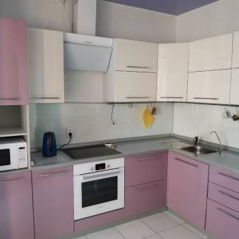 Сдается 2-х комнатная квартира, 60 м²
