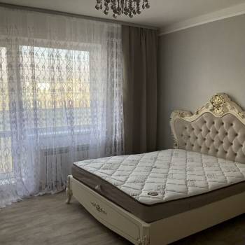 Продается 1-комнатная квартира, 39 м²