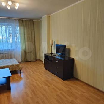 Сдается 1-комнатная квартира, 50 м²