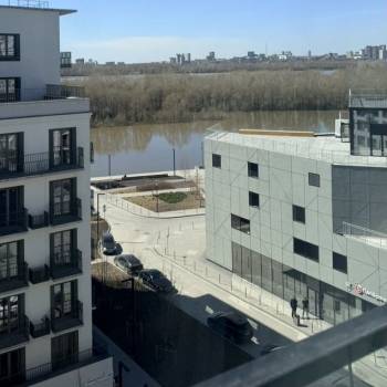 Продается 1-комнатная квартира, 47 м²