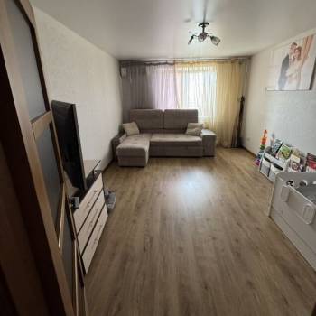 Продается 1-комнатная квартира, 38,1 м²