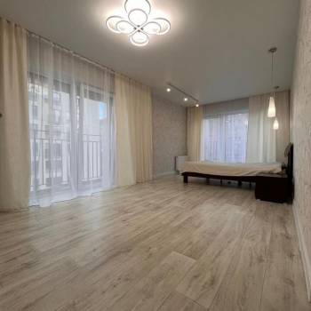 Сдается 2-х комнатная квартира, 92 м²