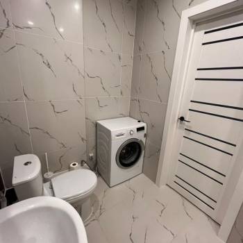 Сдается 2-х комнатная квартира, 92 м²