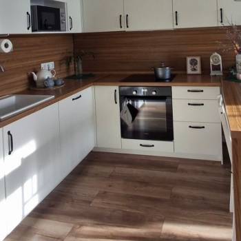 Продается 1-комнатная квартира, 40,6 м²
