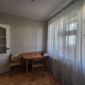 Сдается 1-комнатная квартира, 47,8 м²