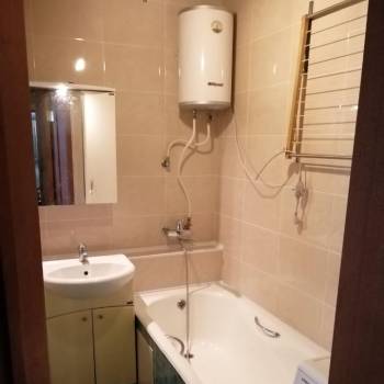 Сдается 1-комнатная квартира, 42 м²