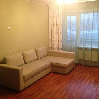 Сдается 1-комнатная квартира, 35 м²