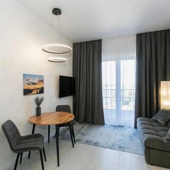 Сдается 1-комнатная квартира, 52 м²