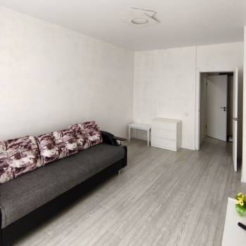 Продается 1-комнатная квартира, 37,7 м²