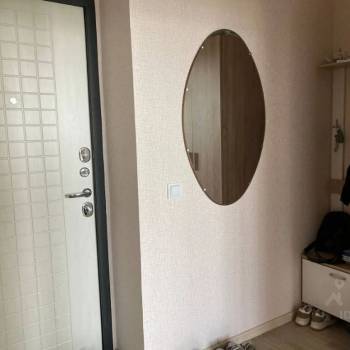 Продается 1-комнатная квартира, 42 м²