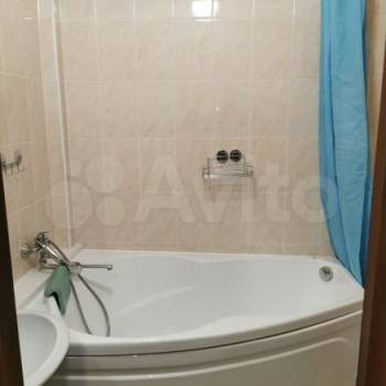 Сдается 2-х комнатная квартира, 56 м²