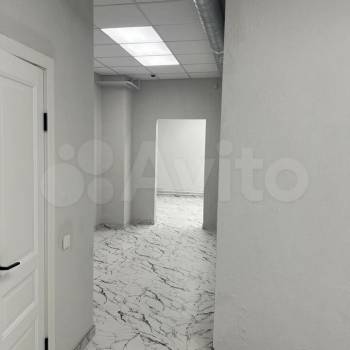 Продается Нежилое помещение, 77 м²