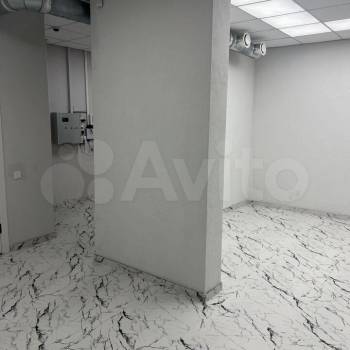 Продается Нежилое помещение, 77 м²