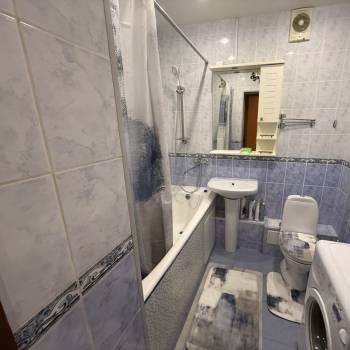 Сдается 1-комнатная квартира, 53,9 м²