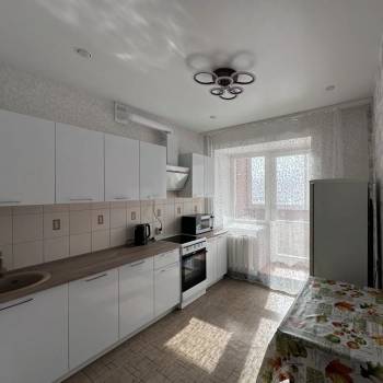 Сдается 1-комнатная квартира, 41 м²