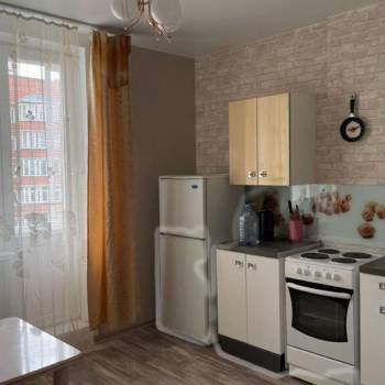 Сдается 1-комнатная квартира, 45 м²