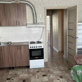 Сдается 1-комнатная квартира, 42 м²