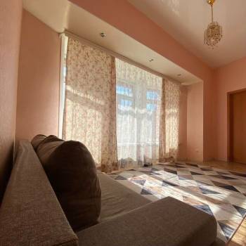 Сдается 1-комнатная квартира, 46 м²