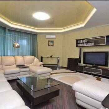 Сдается Многокомнатная квартира, 137 м²
