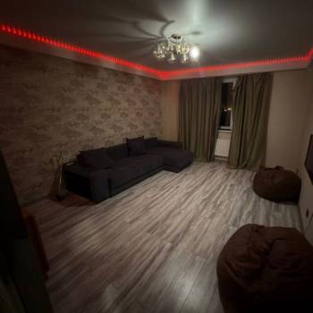 Сдается 2-х комнатная квартира, 63,6 м²