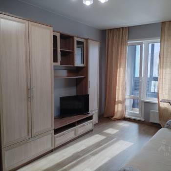 Сдается 1-комнатная квартира, 38,5 м²