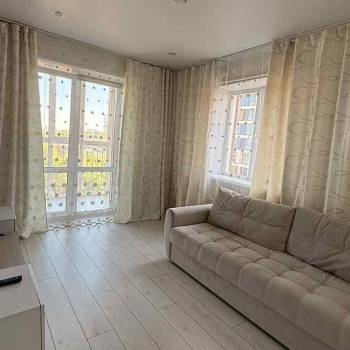Сдается 1-комнатная квартира, 37 м²
