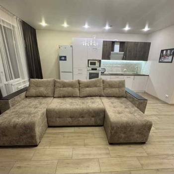Сдается 1-комнатная квартира, 50 м²