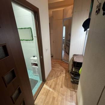 Продается 1-комнатная квартира, 40,6 м²