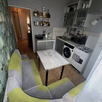 Продается 1-комнатная квартира, 40,6 м²