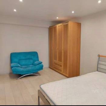 Сдается 1-комнатная квартира, 43 м²