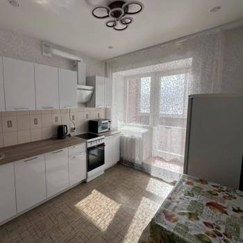 Сдается 1-комнатная квартира, 41 м²