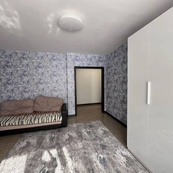 Сдается 1-комнатная квартира, 41 м²