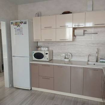 Продается Многокомнатная квартира, 66,7 м²