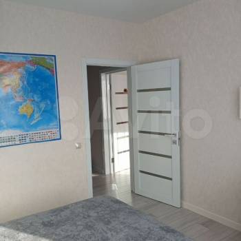 Продается Многокомнатная квартира, 66,7 м²